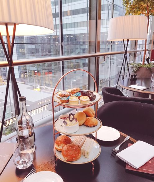 Afternoon tea in Canary wharf plateau