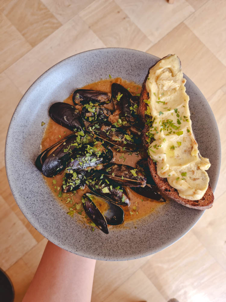 <img src="https://wrapyourlipsaroundthis.com/wp-content/uploads/2021/07/Lunch-The-Corner-at-Selfridges-2.jpg" alt="Lunch at The Corner at Selfridges" width="750" height="1000" class="aligncenter size-full wp-image-48006" />