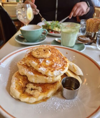 Granger and co notting hill brunch review ricotta hotcakes pancakes