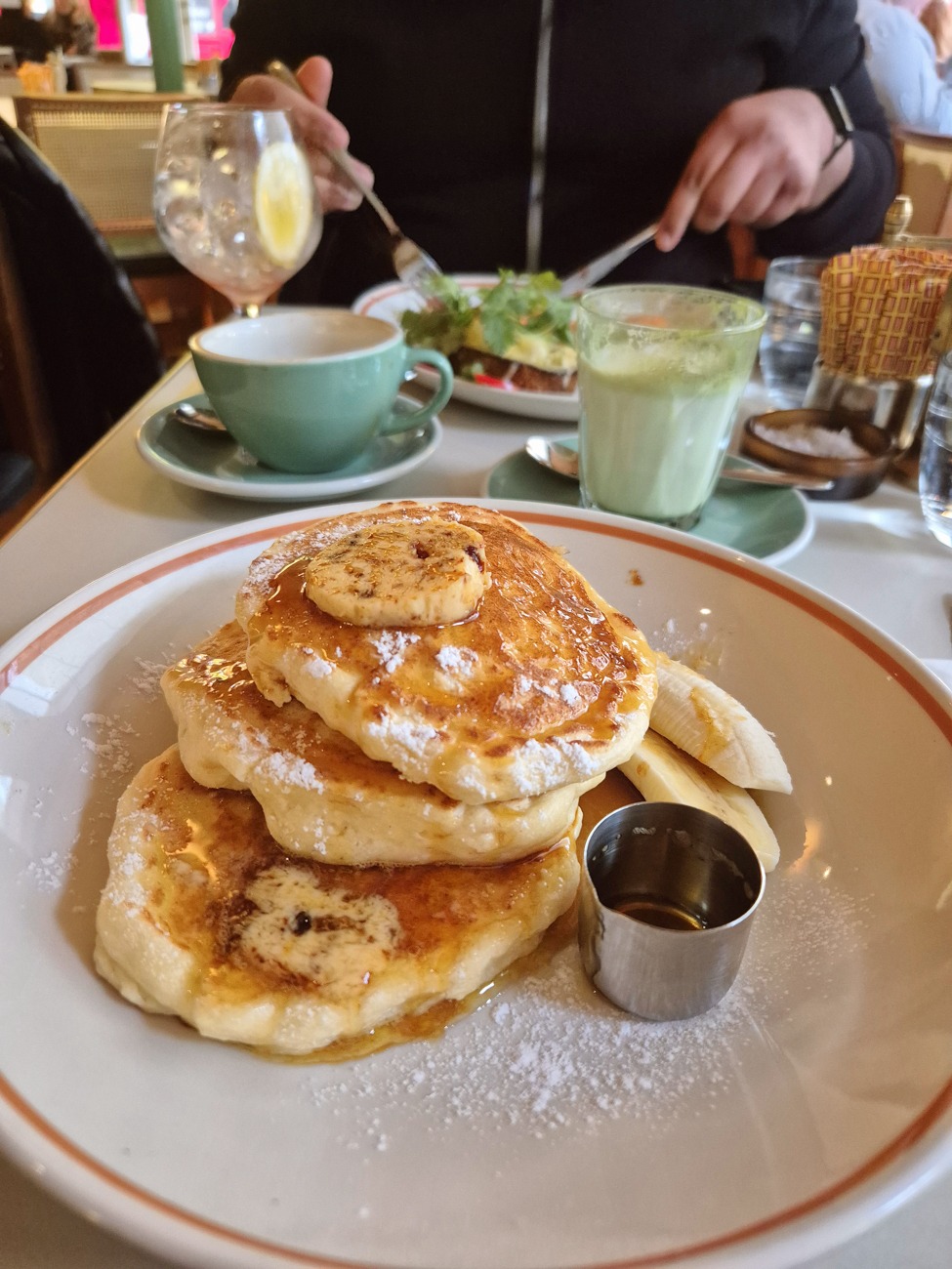 Granger and co notting hill brunch review ricotta hotcakes pancakes